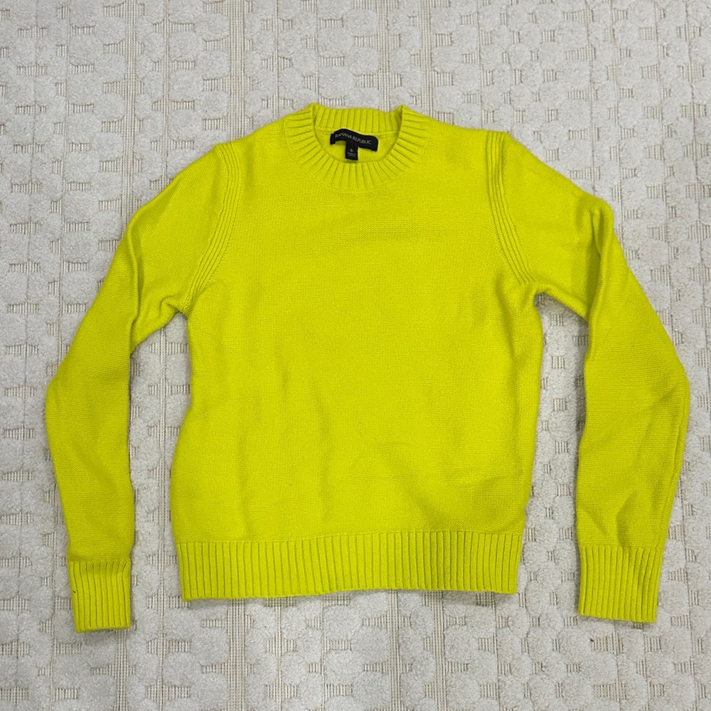 NWOT - LS Sweater - Yellow